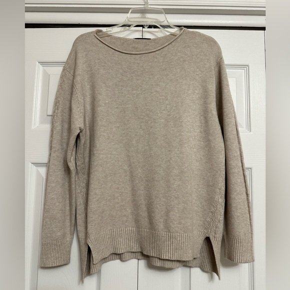 Super Soft Italian Sweater - Picture 1 of 6